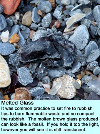 Melted glass: not a fossil!