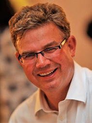 Dr Jonathan Evans (Chair)